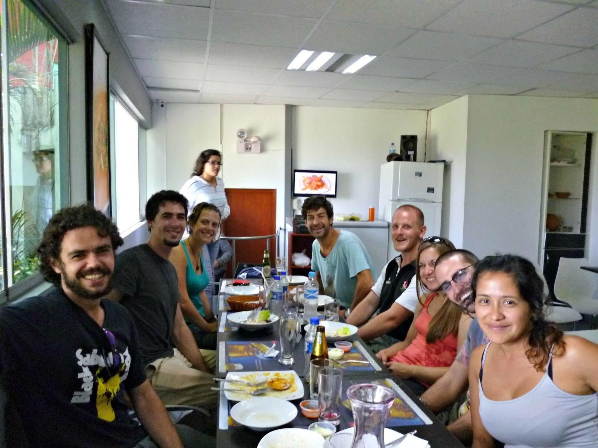 Ostello Lima Backpackers Esterno foto